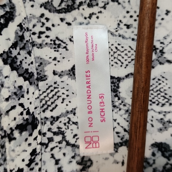 No Boundaries - Picture 2 of 3